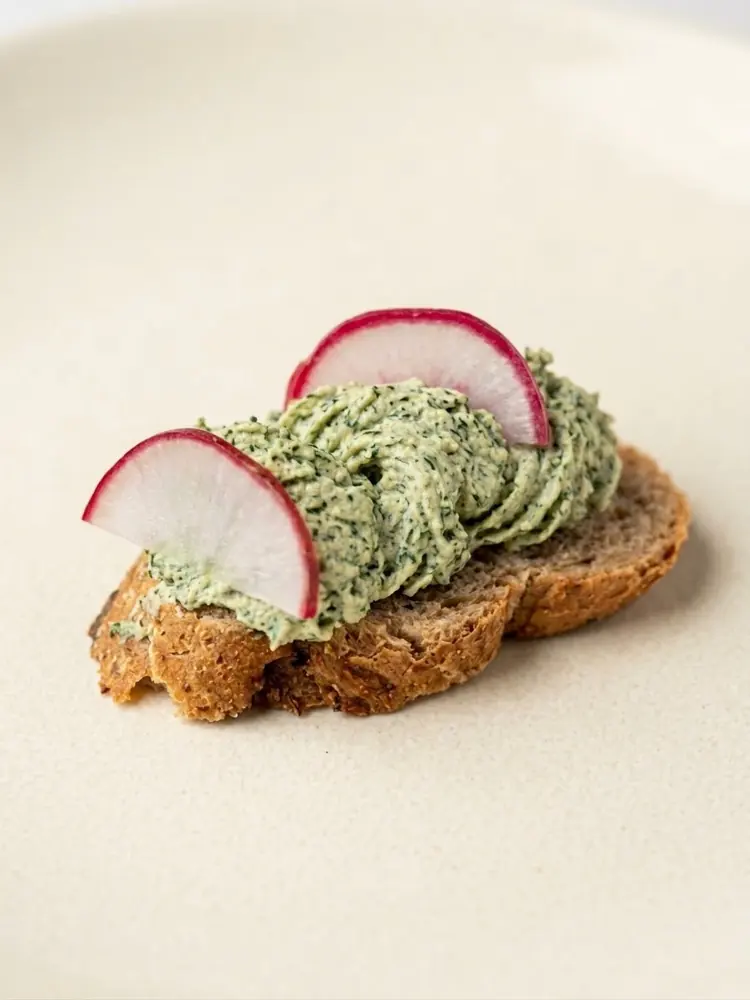 Herb butter toast with radish